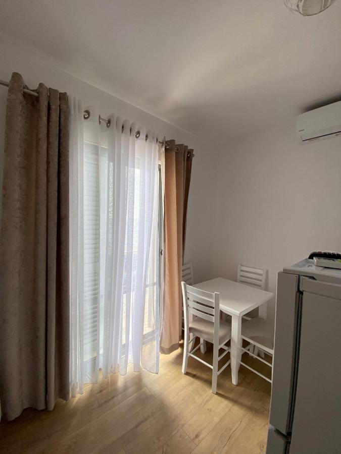 Borsh Apartments エクステリア 写真